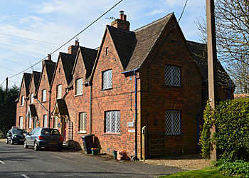 1-4 Knotting Green Cottages April 2015