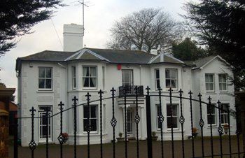 The White House Heath Road December 2008