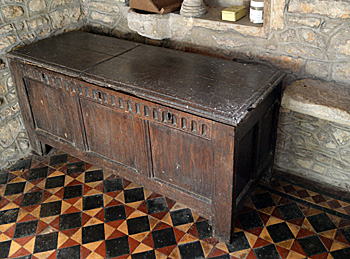 The parish chest October 2016