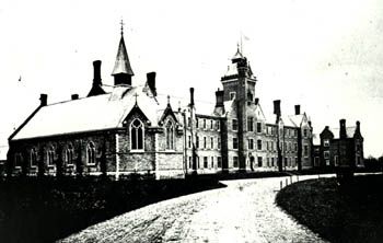 Picture of Bedfordshire Middle Class Public School at the time of its opening