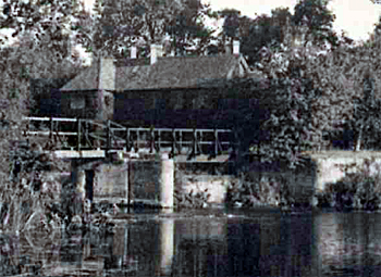 Tempsford Mill about 1900 [X758/1/12]