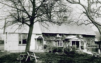 Priestley Farmhouse about 1900 [Z50-50-30]